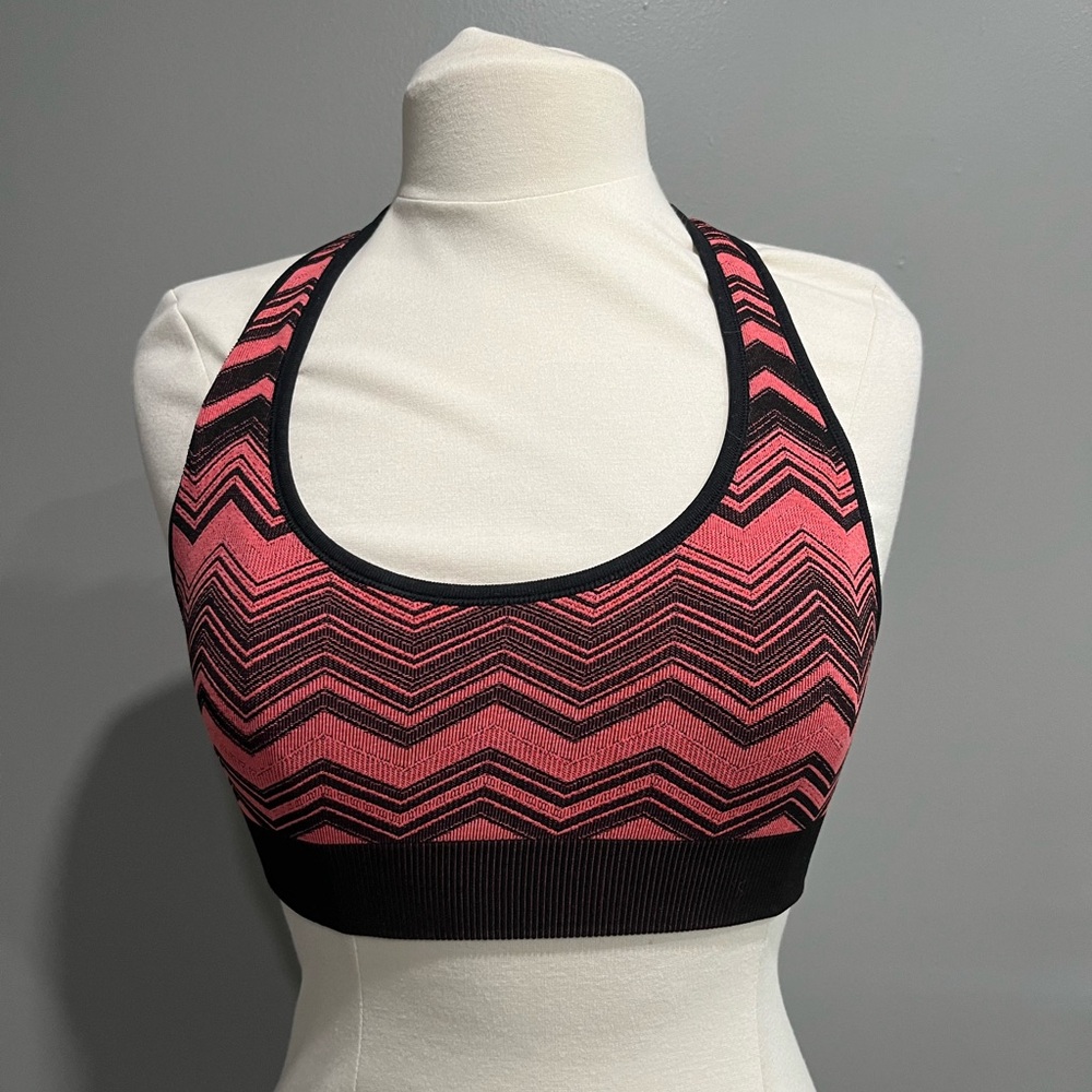 Lululemon Ebb & Flow Reversible Sports‎ Bra Size 4 Racerback Coral Black Zig Zag